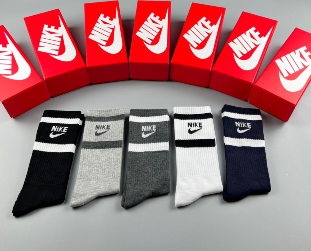 Nike Cotton Crew Socks