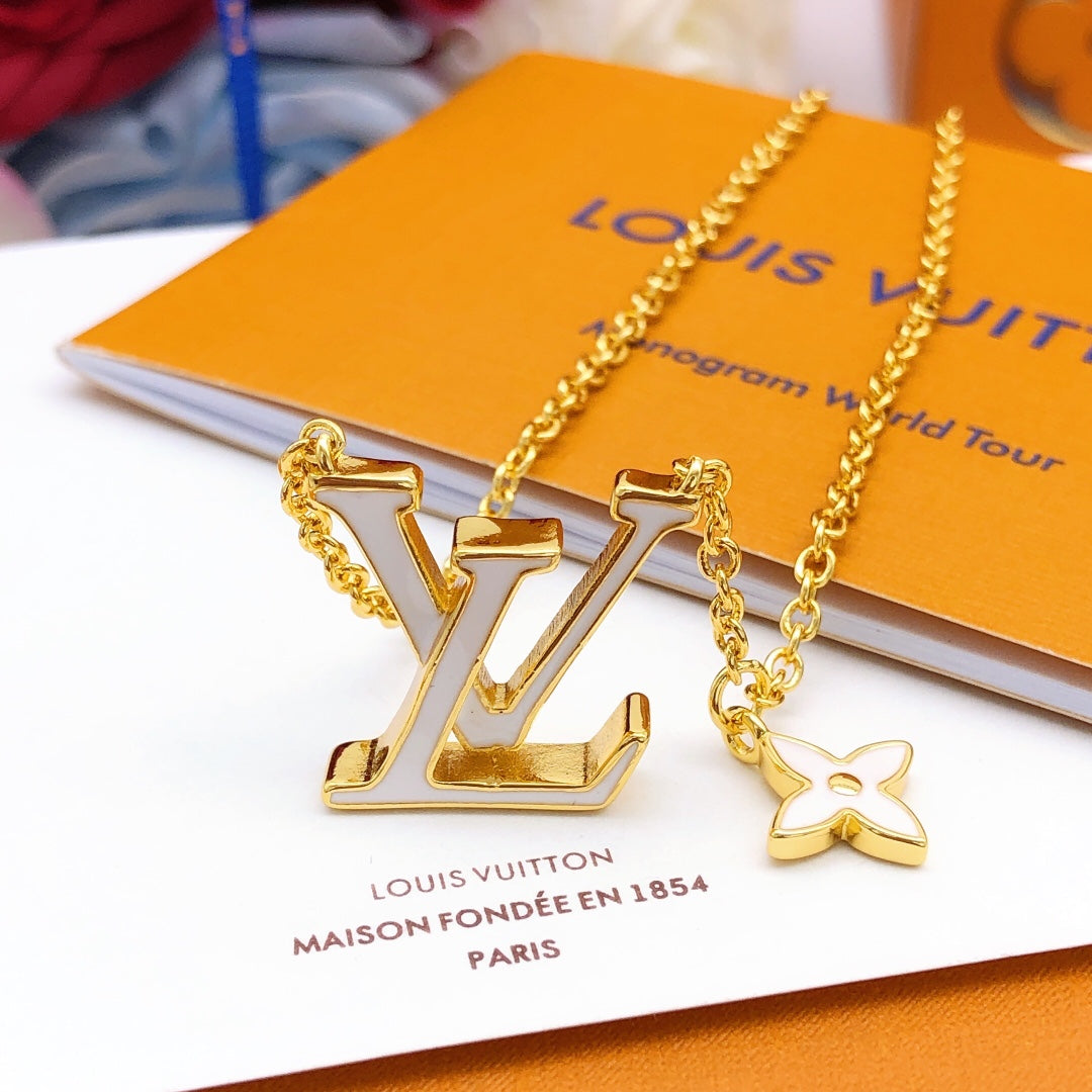 Martin Graham pendant necklace in polished metal-tone – detail view