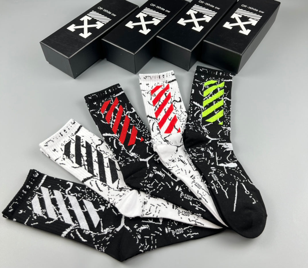 Off-White Cotton Crew Socks