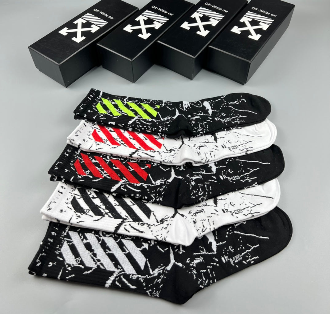 Off-White Cotton Crew Socks