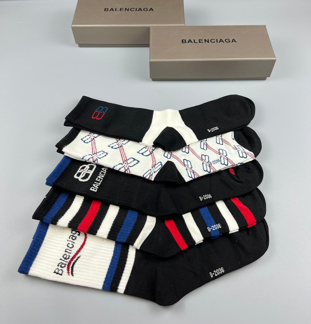 Balenciaga Varied Bb And Wordmark Details Crew Socks - 5-Pair Set
