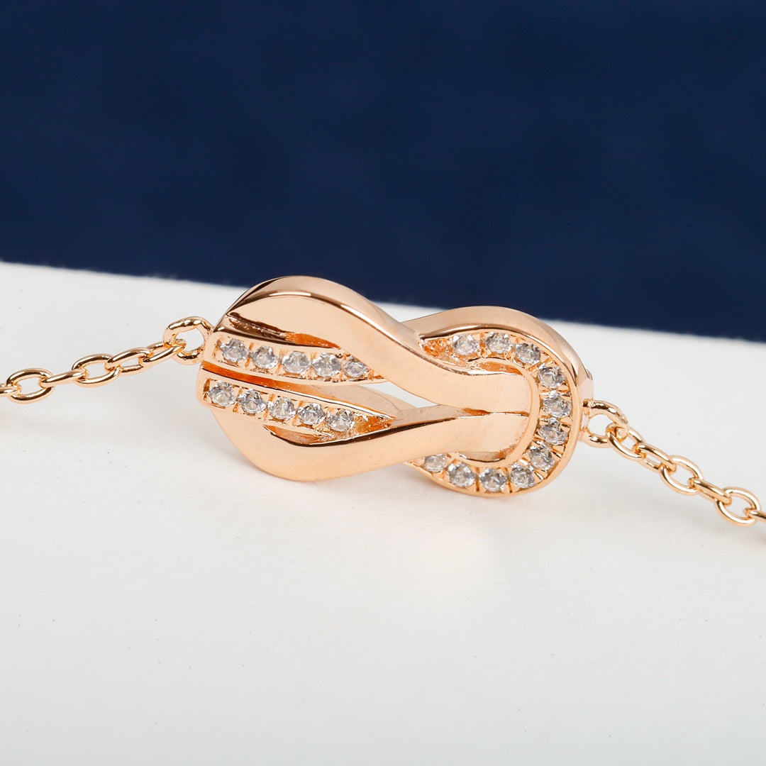 Martin Graham bracelet in polished metal-tone – side detail