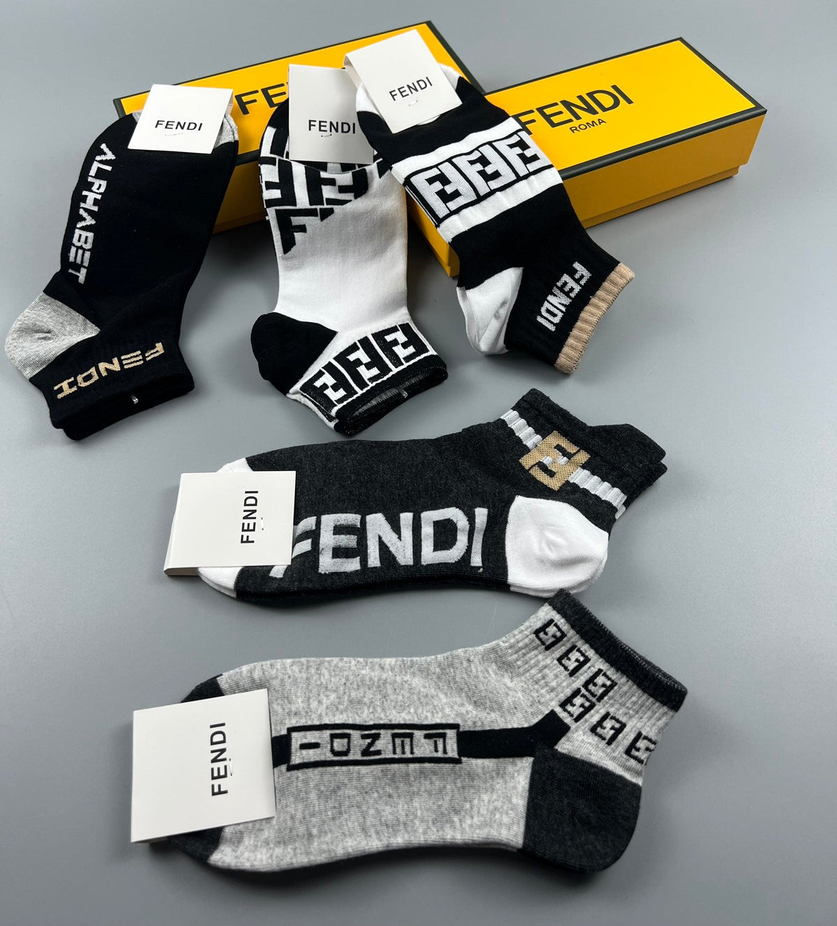 Fendi Geometric Logo Details Ankle Socks - 5-Pair Set
