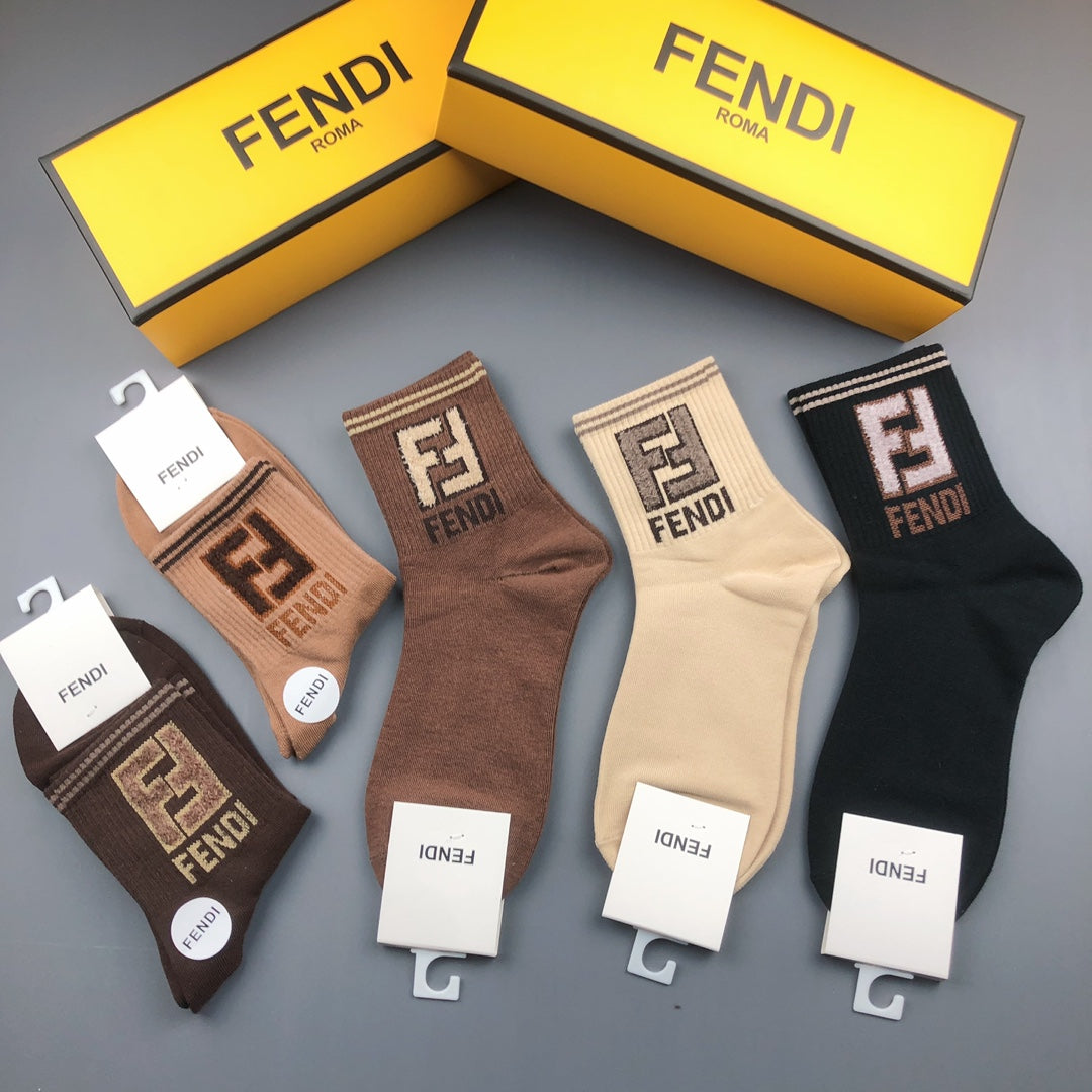 Fendi Visible Branded Cuff Or Emblem Details No-Show Socks - 5-Pair Set