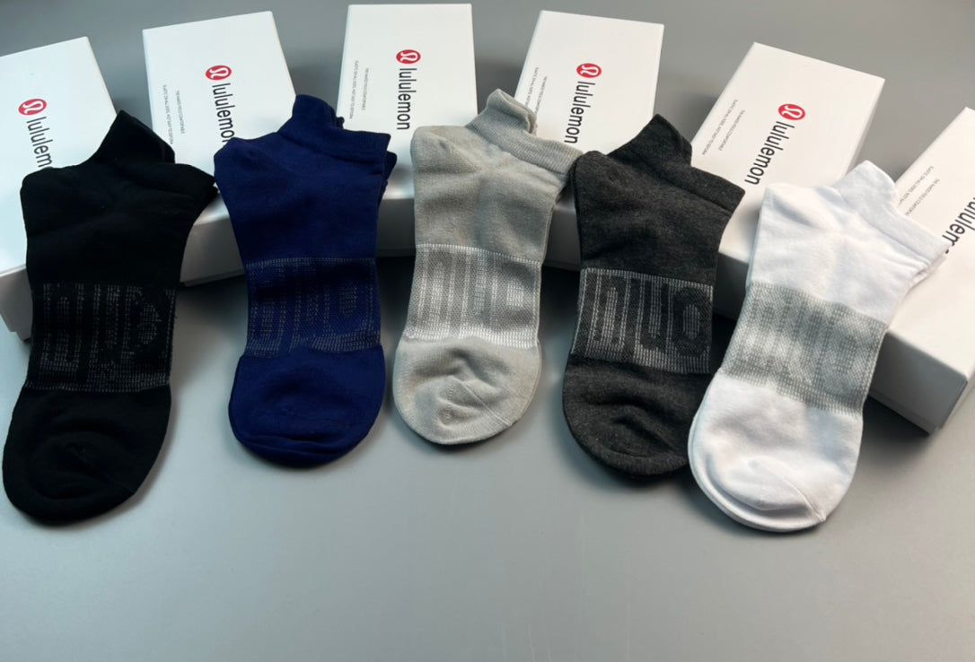 Lululemon Visible Branded Cuff Or Emblem Details No-Show Socks - 5-Pair Set