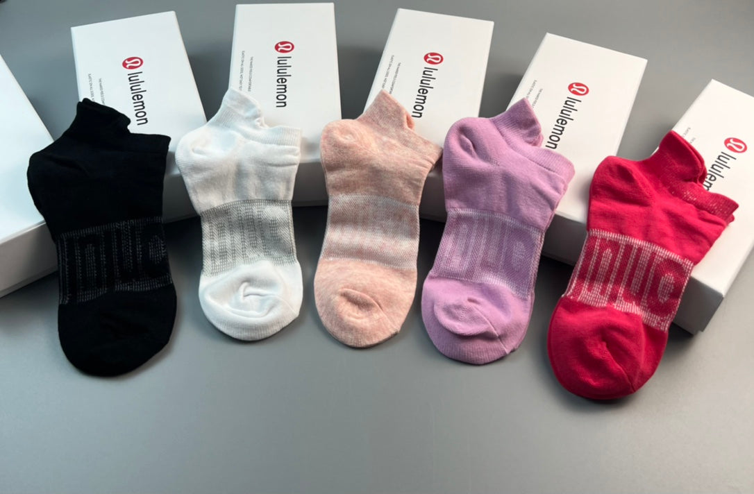 Lululemon Cotton Clean Logo Details Women's No-Show Socks