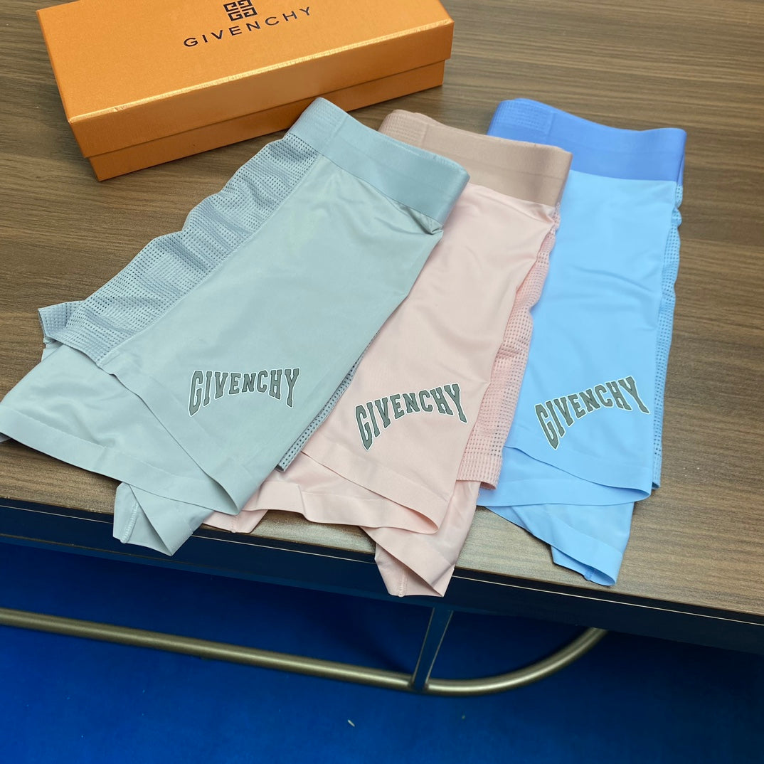 Givenchy Contrast Wordmarks Men's Boxer Briefs - 3-Piece Box