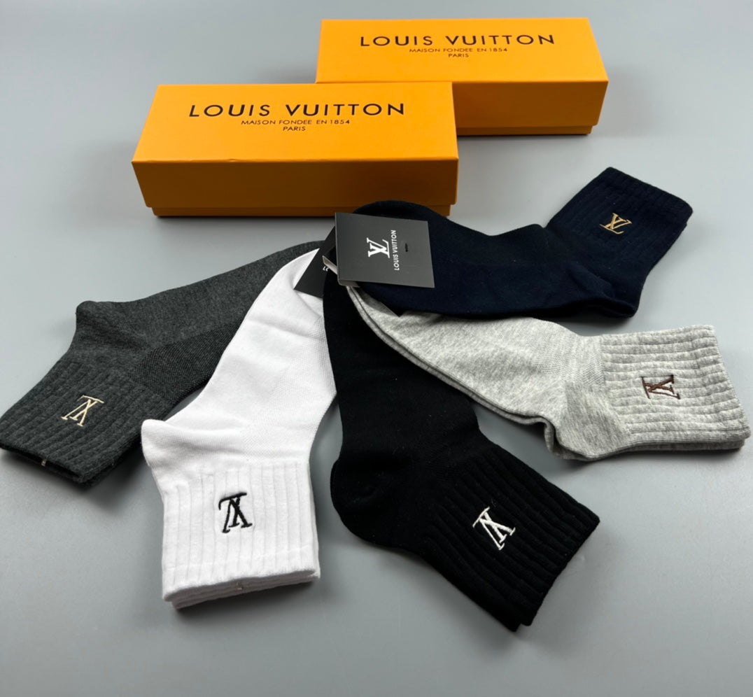 Louis Vuitton Small Initial Details Ankle Socks - 5-Pair Set