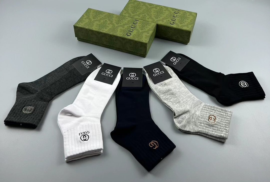 Gucci Small Circular Emblems Ankle Socks - 5-Pair Set