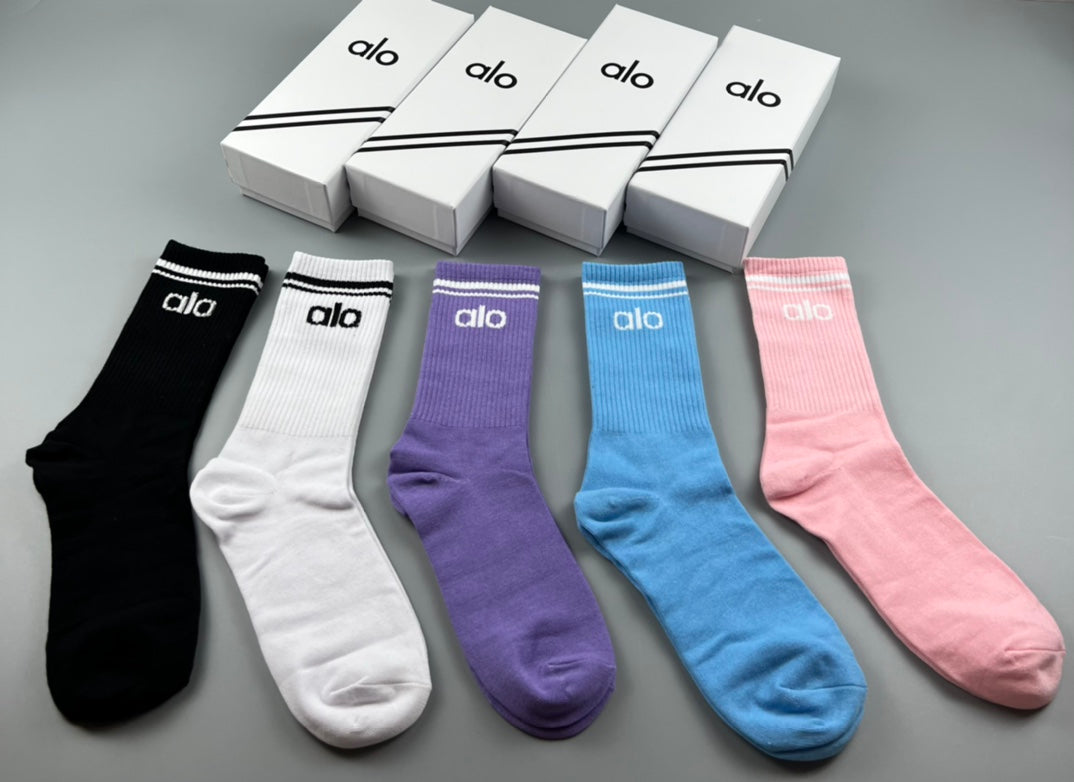 Alo Clean Cuff Branding Crew Socks