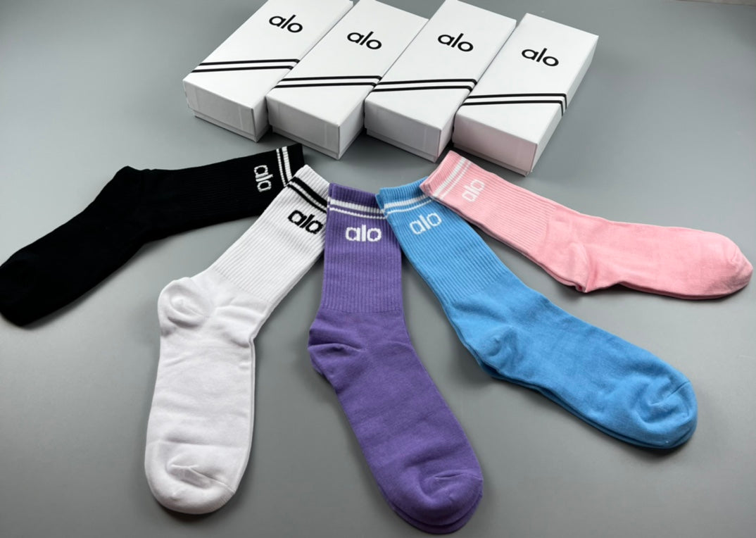 Alo Cotton Crew Socks