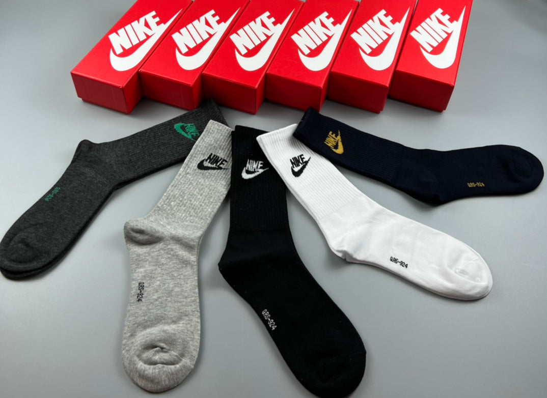 Nike Cotton Crew Socks