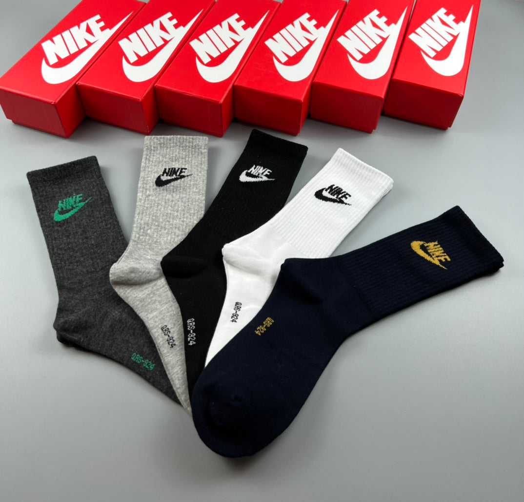 Nike Cotton Crew Socks