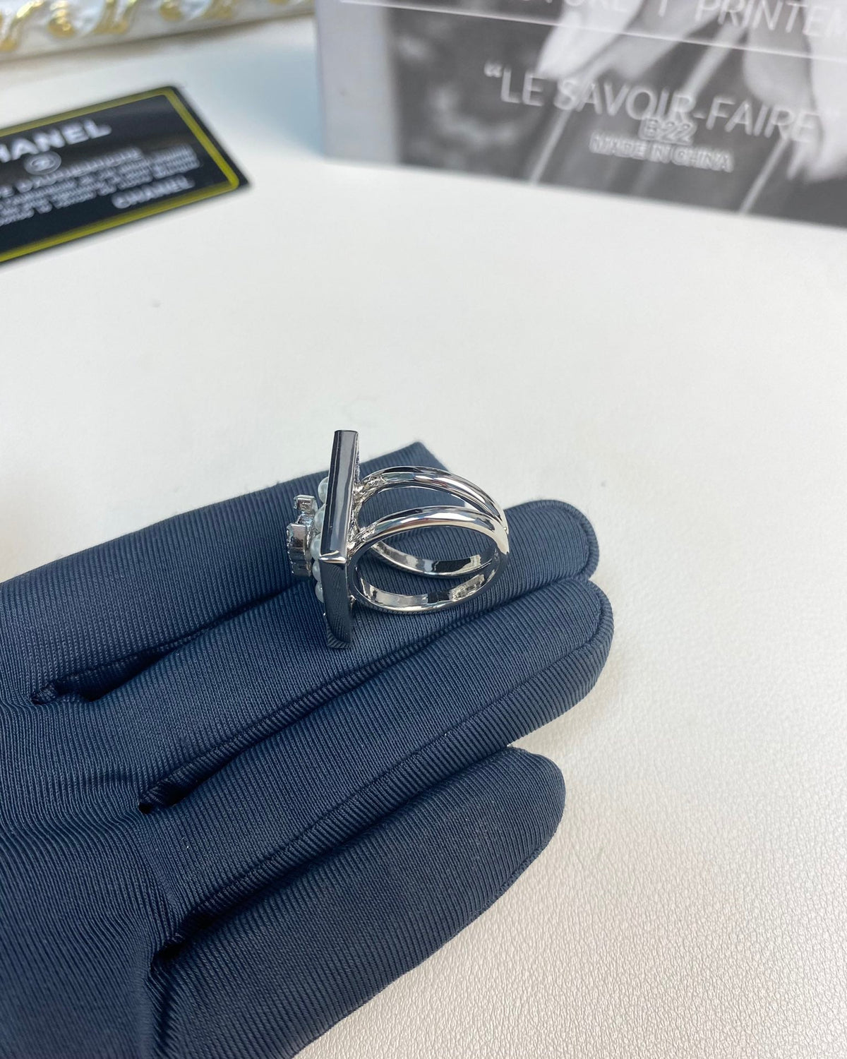 Martin Graham ring in polished metal-tone – close-up detail