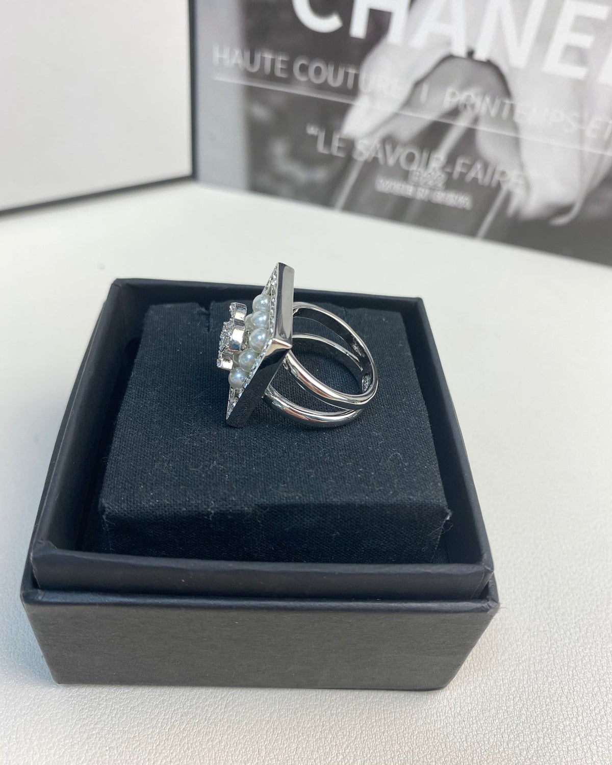 Martin Graham ring in polished metal-tone – front product view