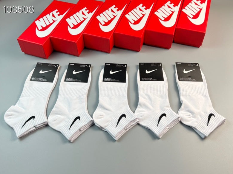 Nike Grey Swoosh Ankle Socks