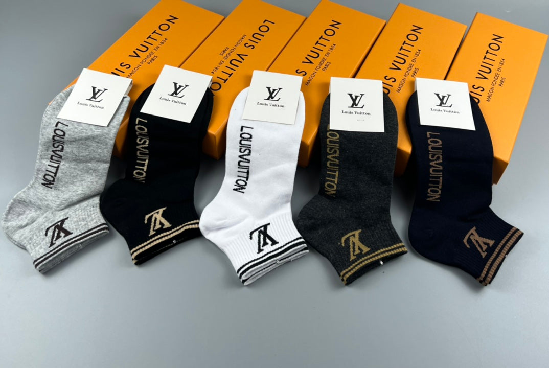 Louis Vuitton Small Contrast Initials Ankle Socks - 5-Pair Set