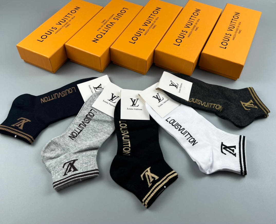 Louis Vuitton Small Contrast Initials Ankle Socks - 5-Pair Set
