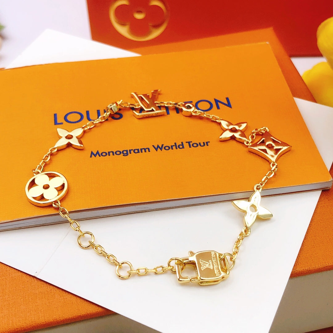 Martin Graham bracelet in polished metal-tone – front product view