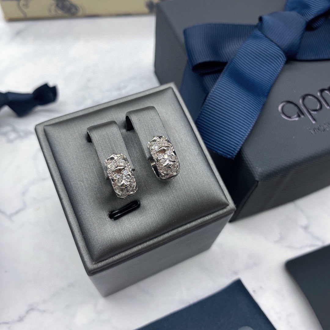 Martin Graham earrings in polished metal-tone – detail view