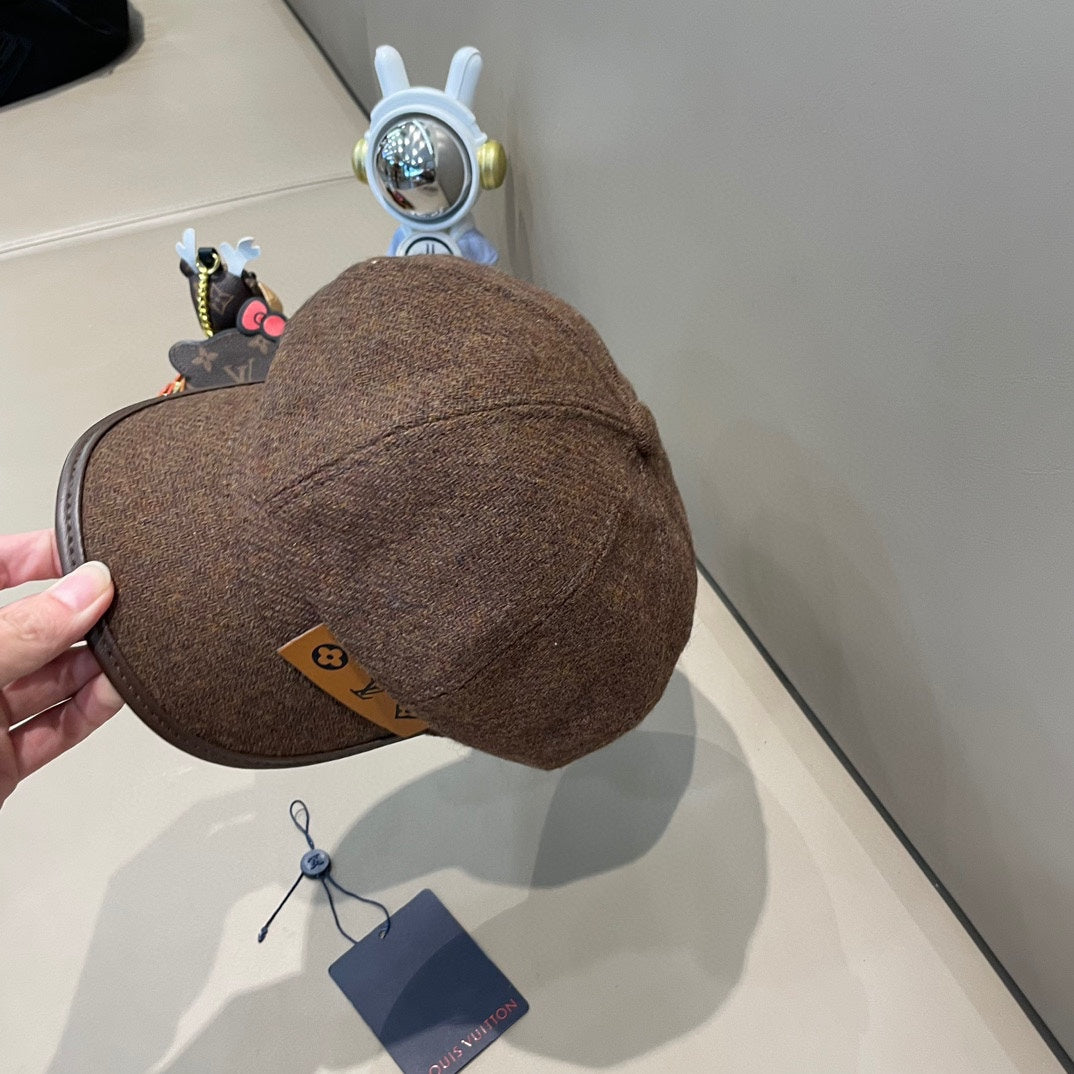 Louis Vuitton Beret - image 6