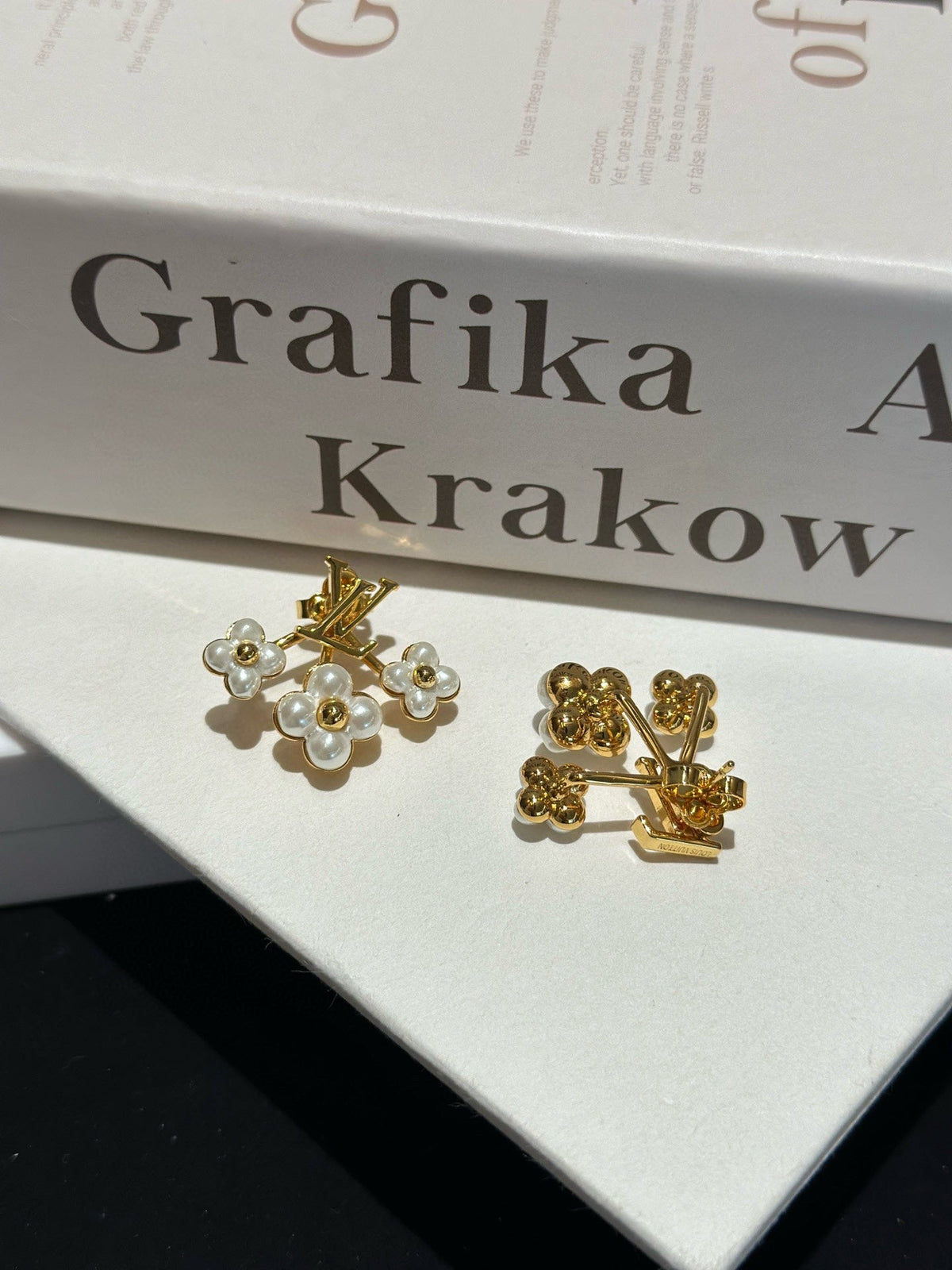 Martin Graham earrings in polished metal-tone – side detail