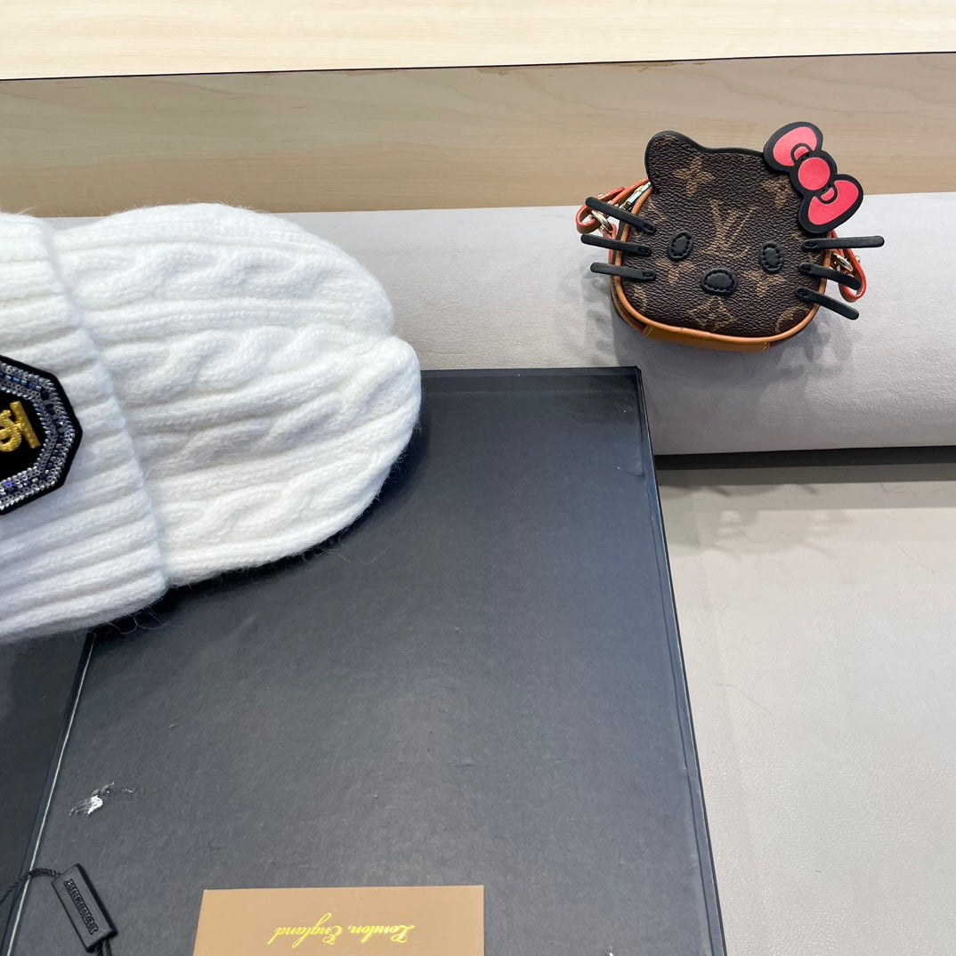Burberry Cable Knit Patch Beanie - image 6