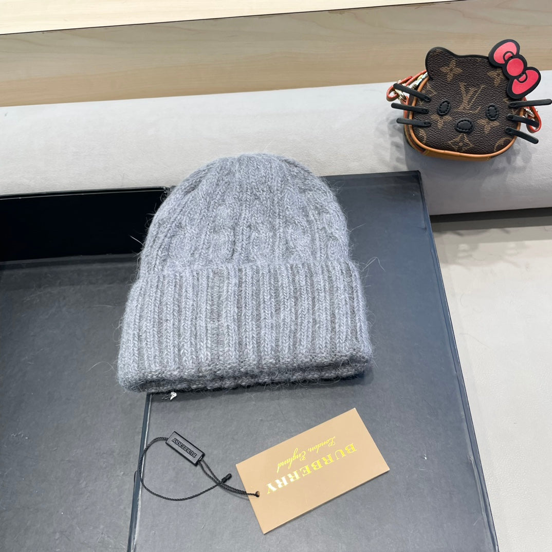 Burberry Cable Knit Patch Beanie - image 7