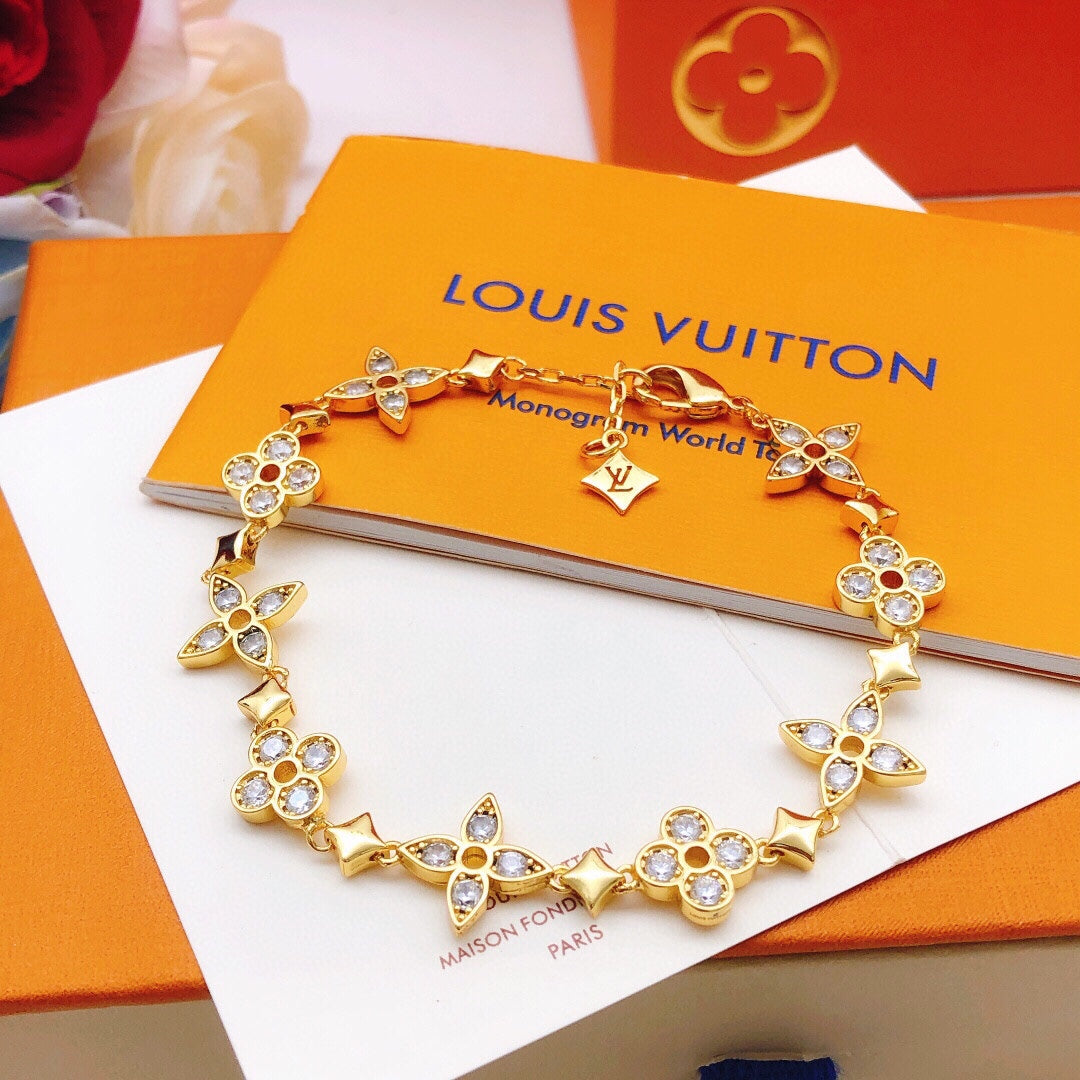 Martin Graham bracelet in polished metal-tone – front product view