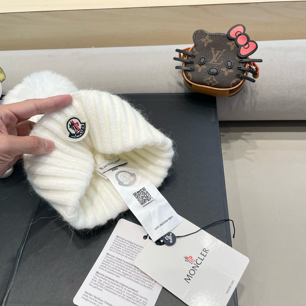 Moncler Cashmere Beanie - image 9