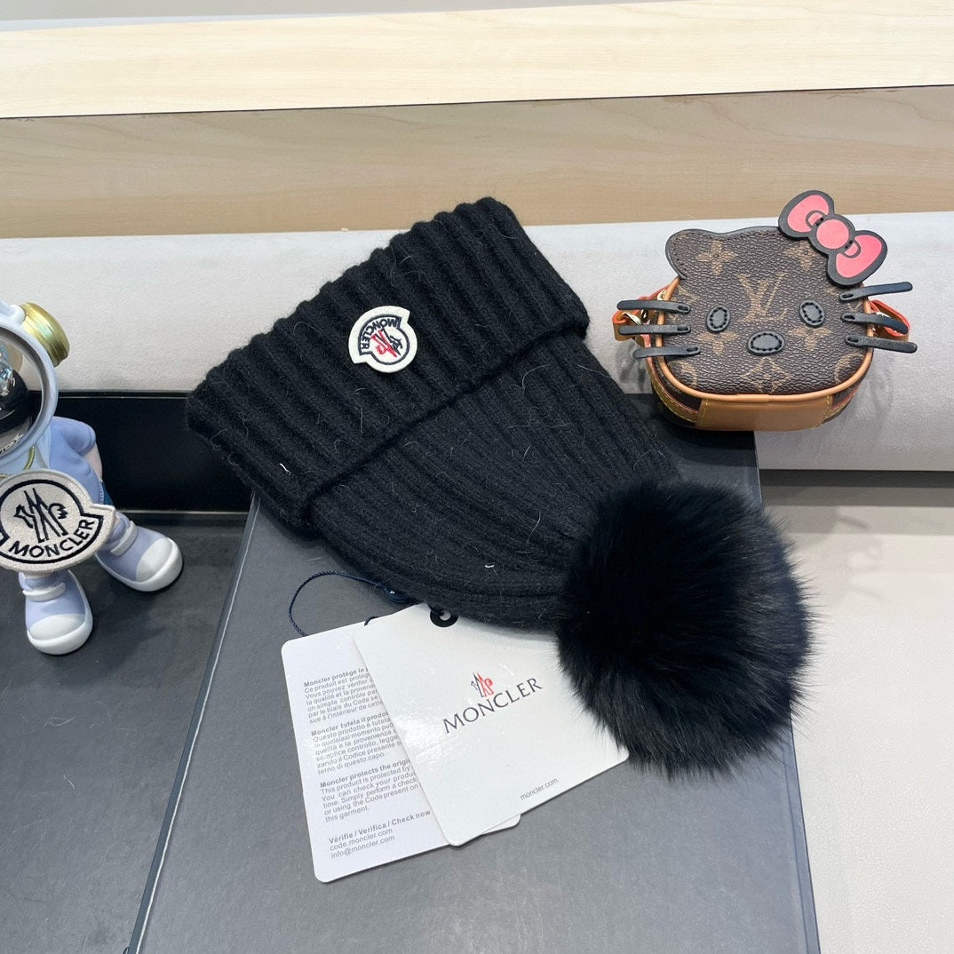 Moncler Cashmere Beanie - image 6