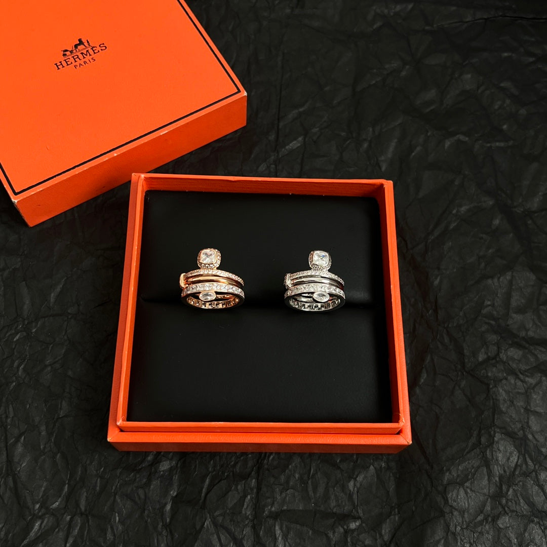 Martin Graham ring in polished metal-tone – front product view