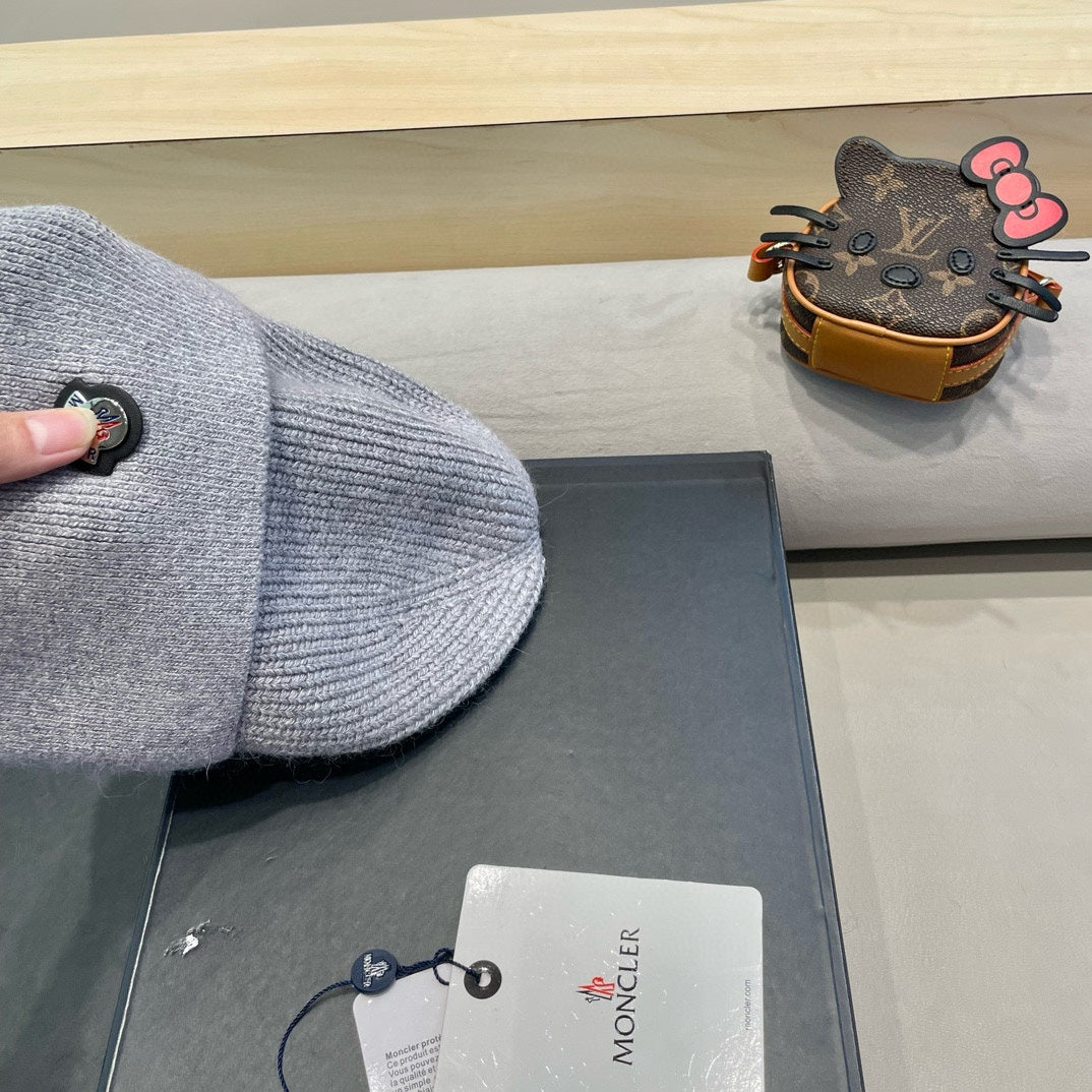 Moncler Cashmere Beanie - image 6
