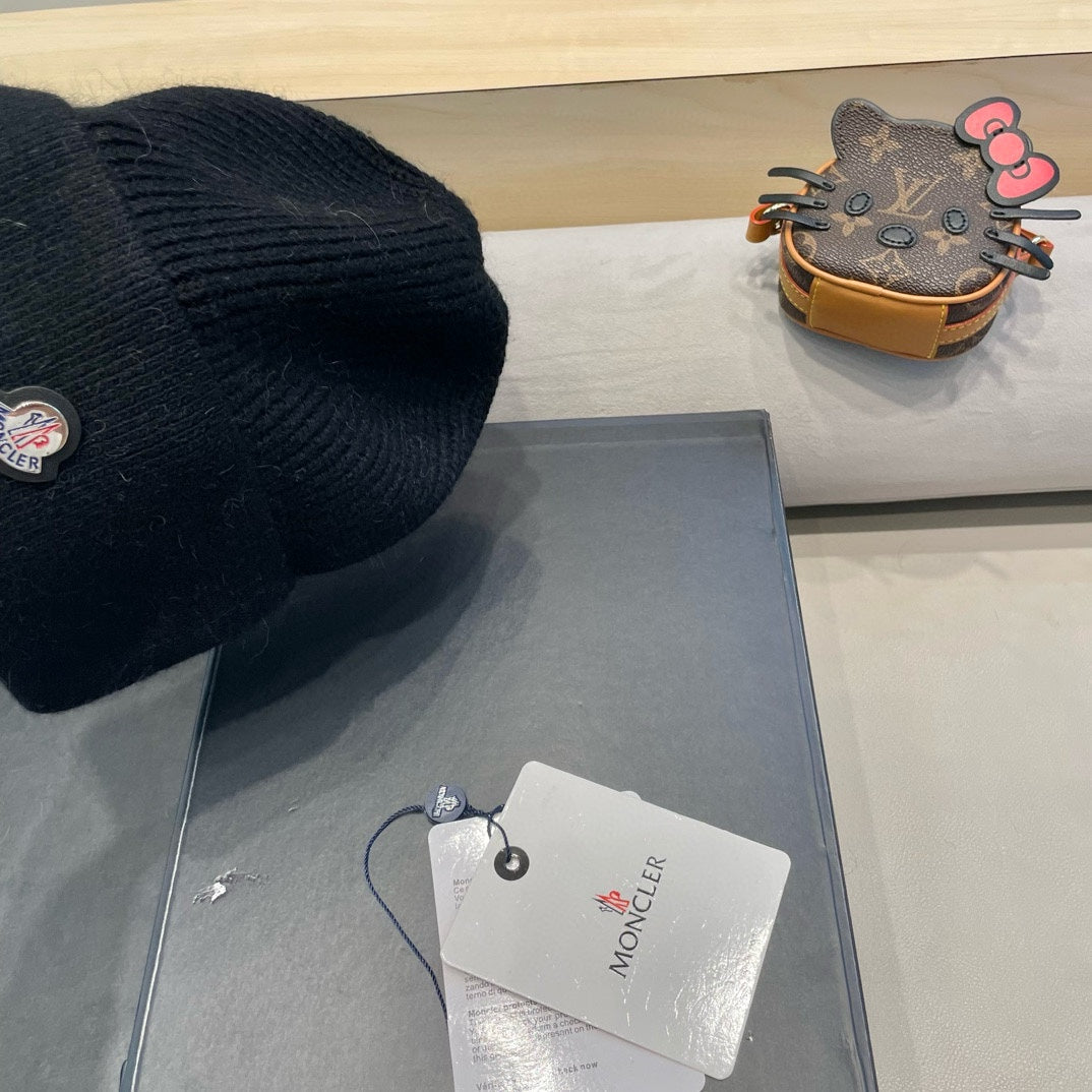 Moncler Cashmere Beanie - image 6