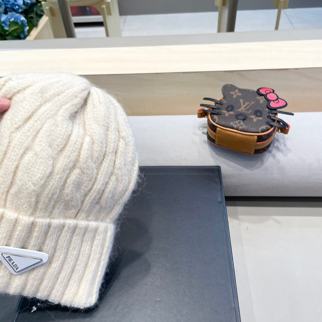 Prada Cable Knit Beanie - image 6