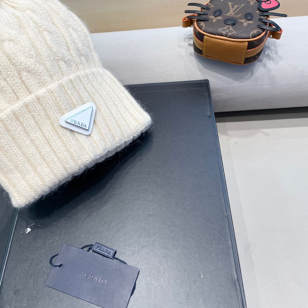 Prada Cable Knit Beanie - image 4