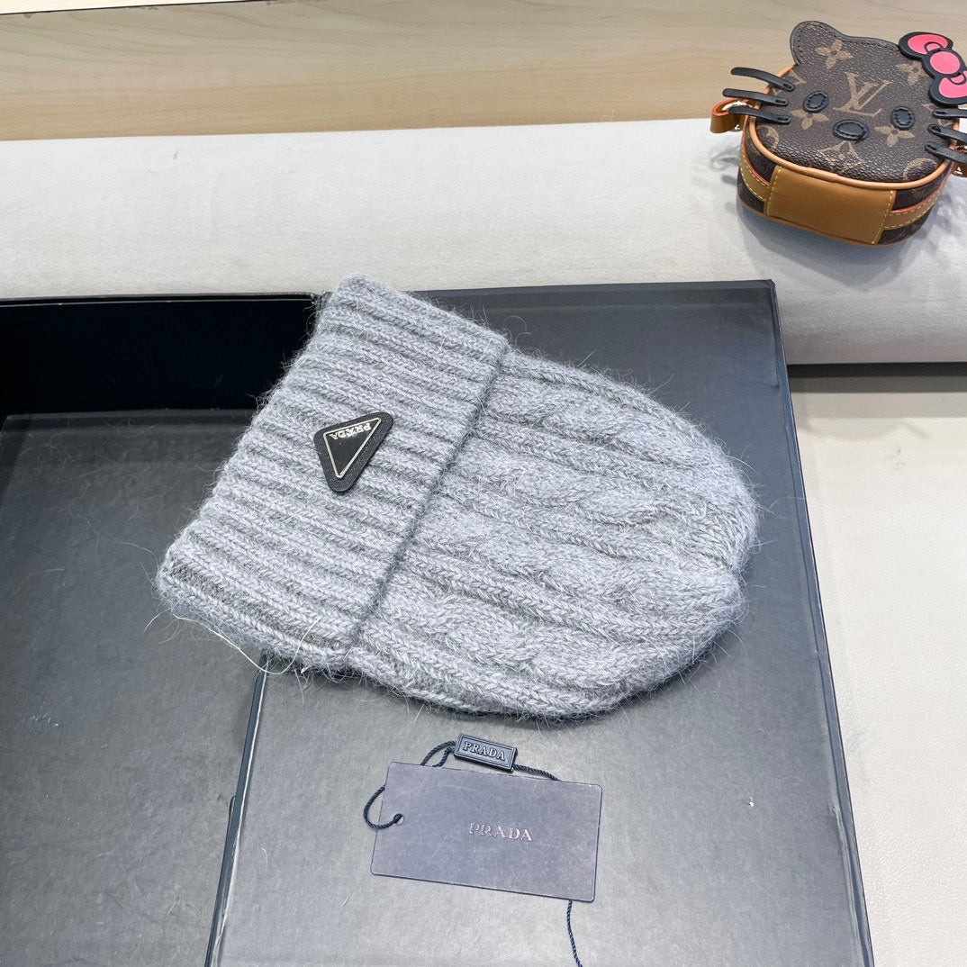Prada Cable Knit Beanie - image 7