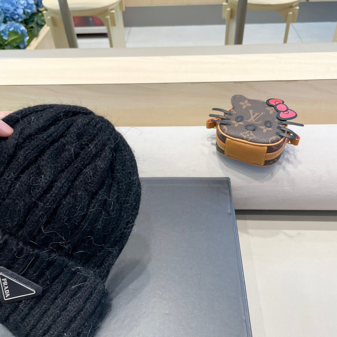Prada Cable Knit Beanie - image 6