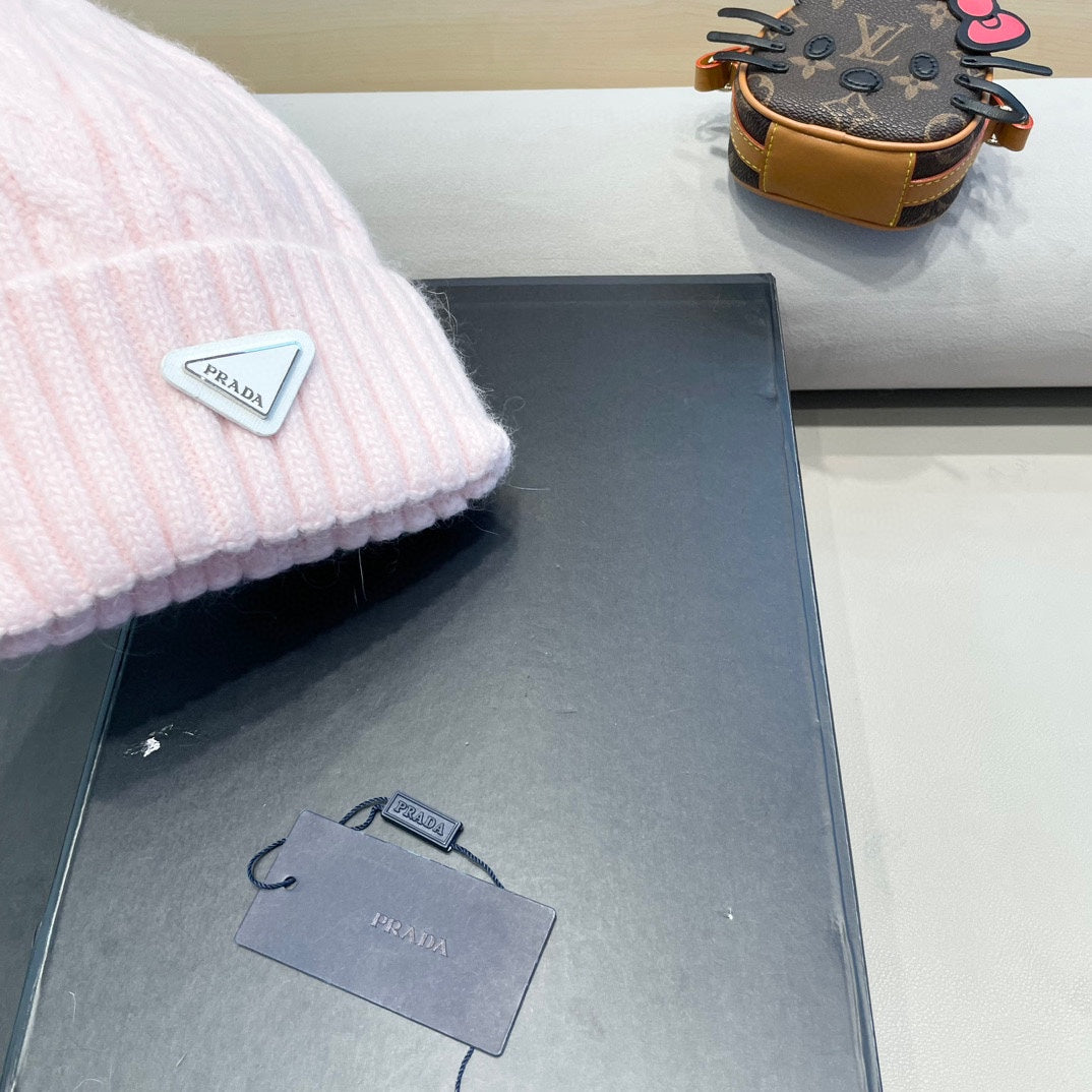 Prada Cable Knit Beanie - image 4