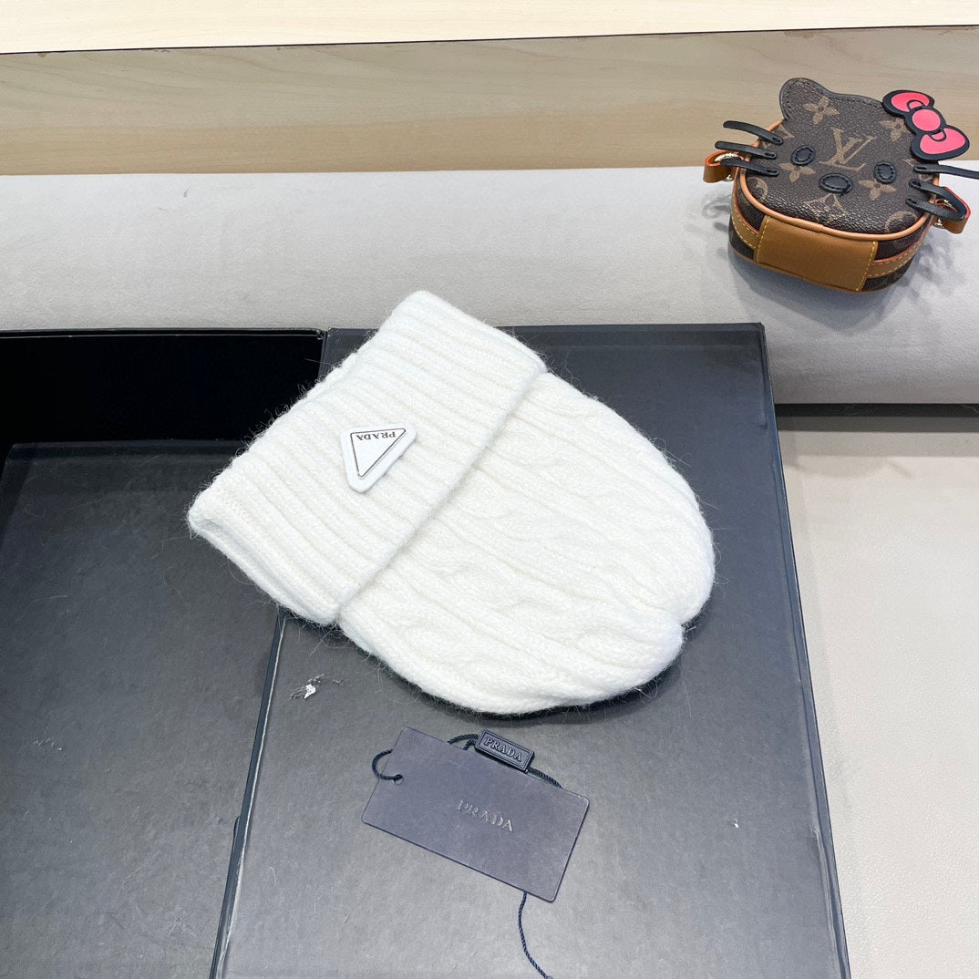 Prada Cable Knit Beanie - image 8