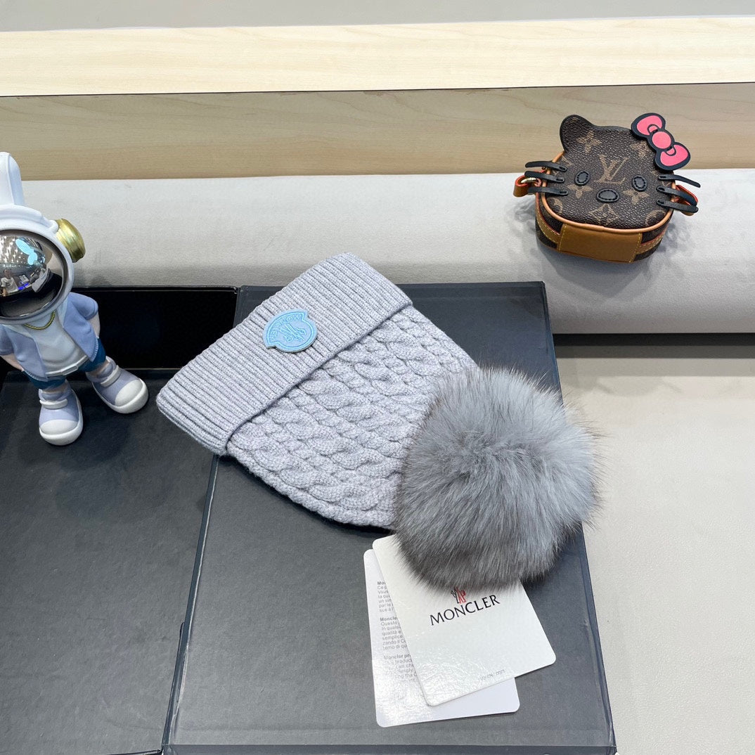 Moncler Knit Beanie - image 7