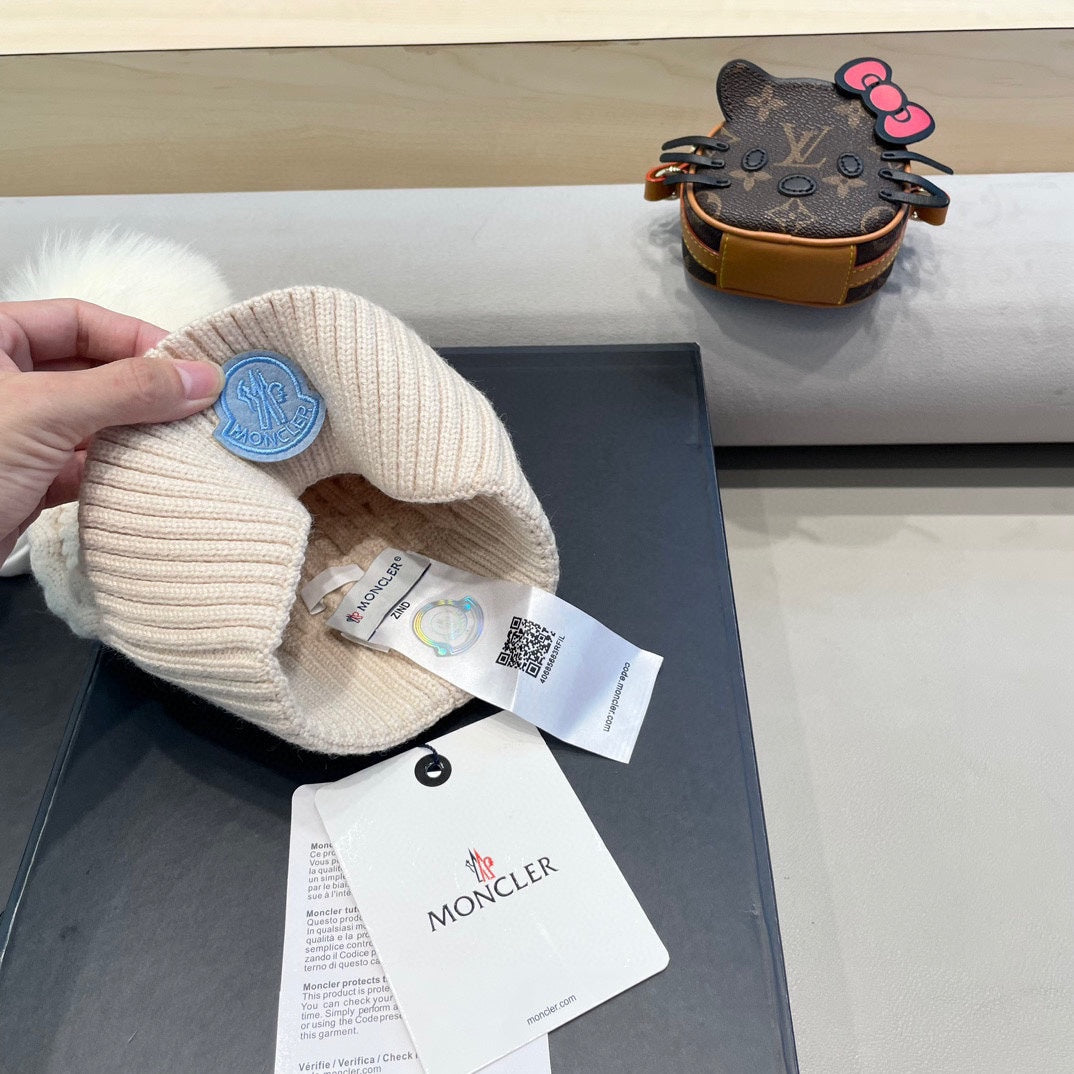 Moncler Knit Beanie - image 9