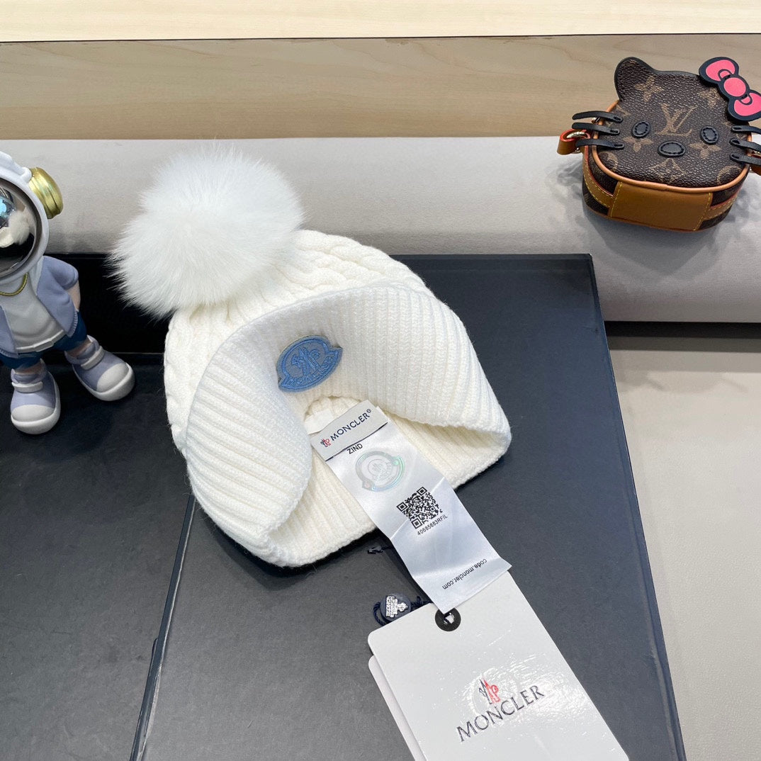 Moncler Knit Beanie - image 9