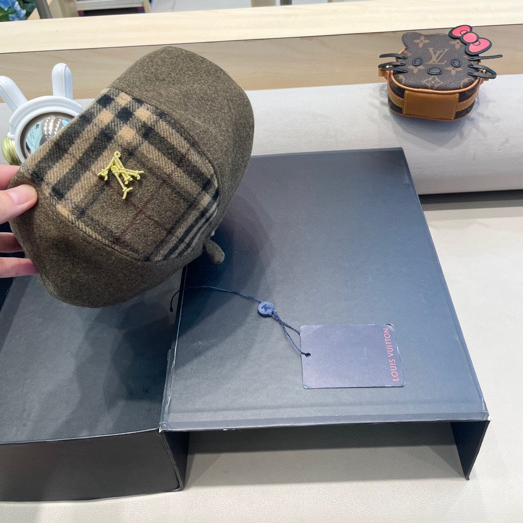 Louis Vuitton Beret - image 3