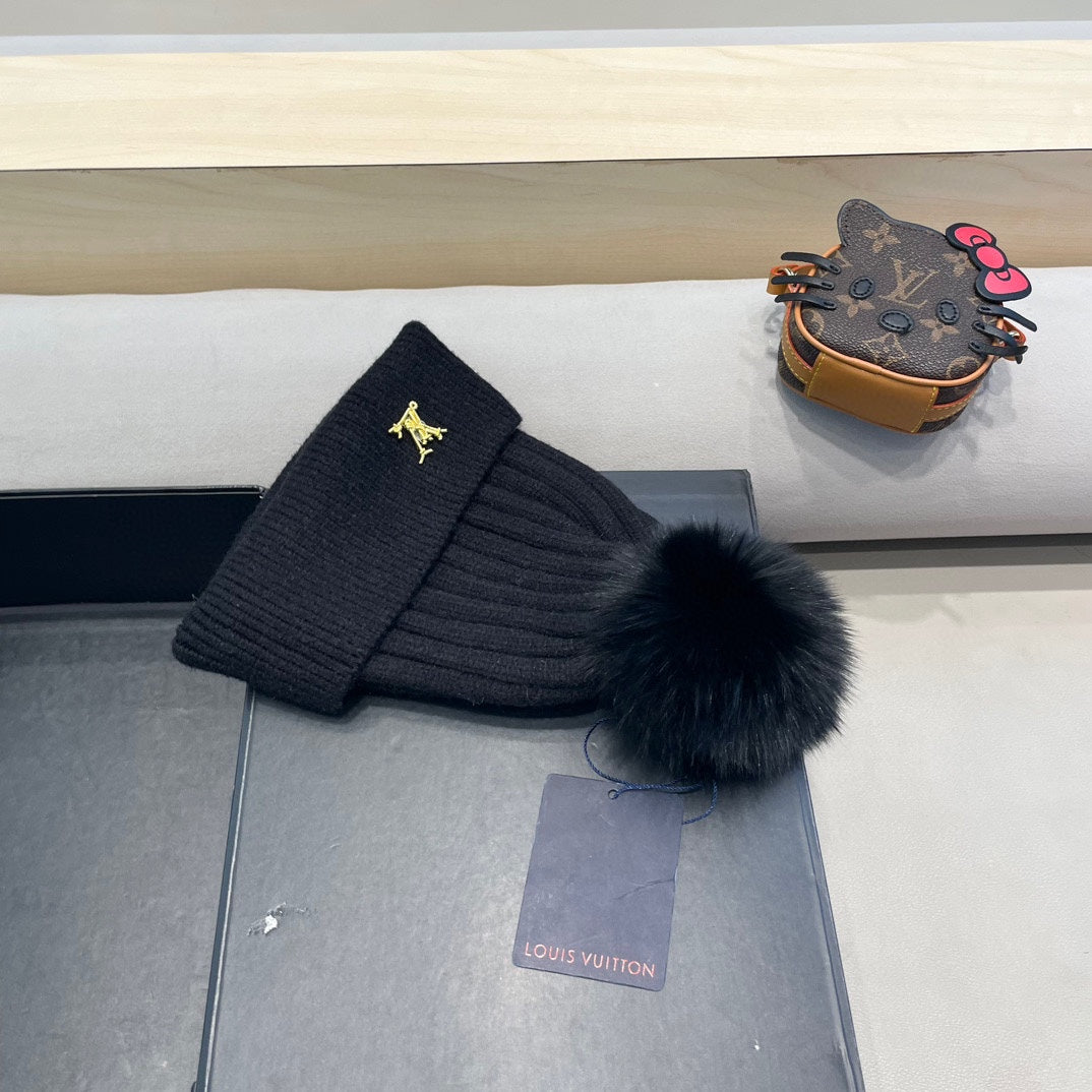 Louis Vuitton Knit Beanie - image 8