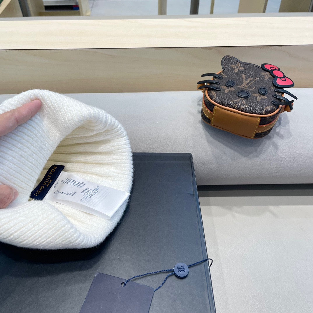 Louis Vuitton Knit Beanie - image 8