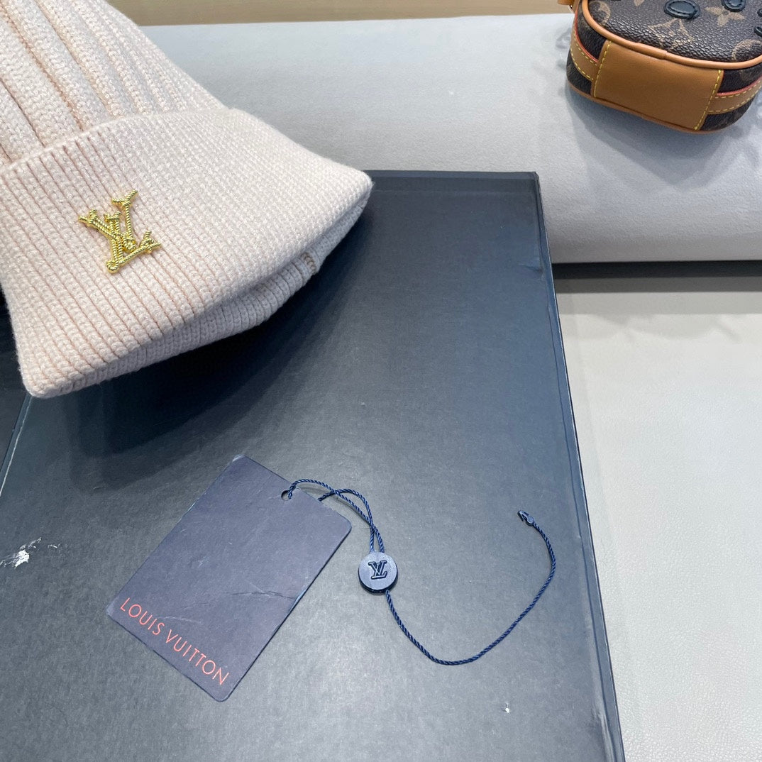 Louis Vuitton Knit Beanie - image 4