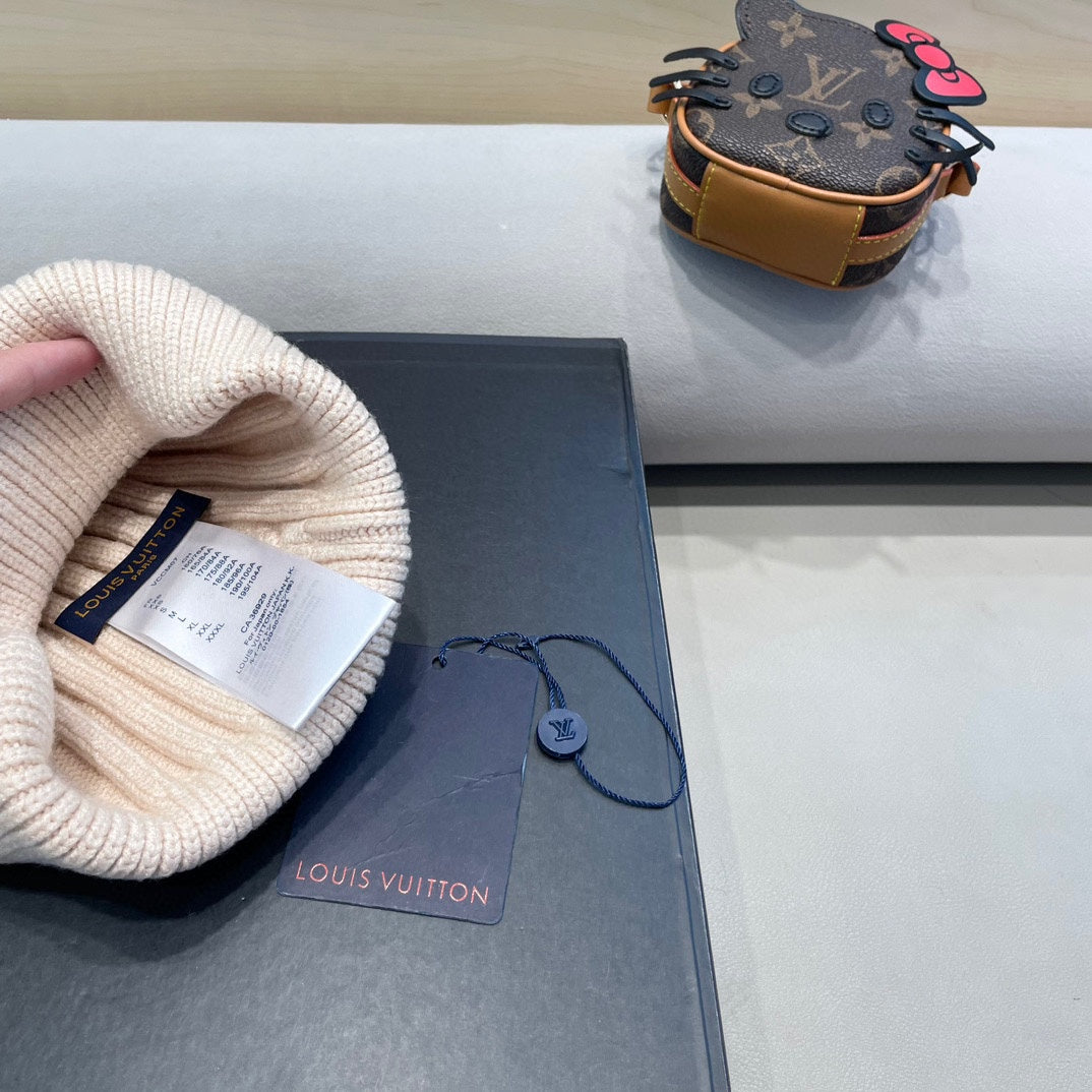 Louis Vuitton Knit Beanie - image 8