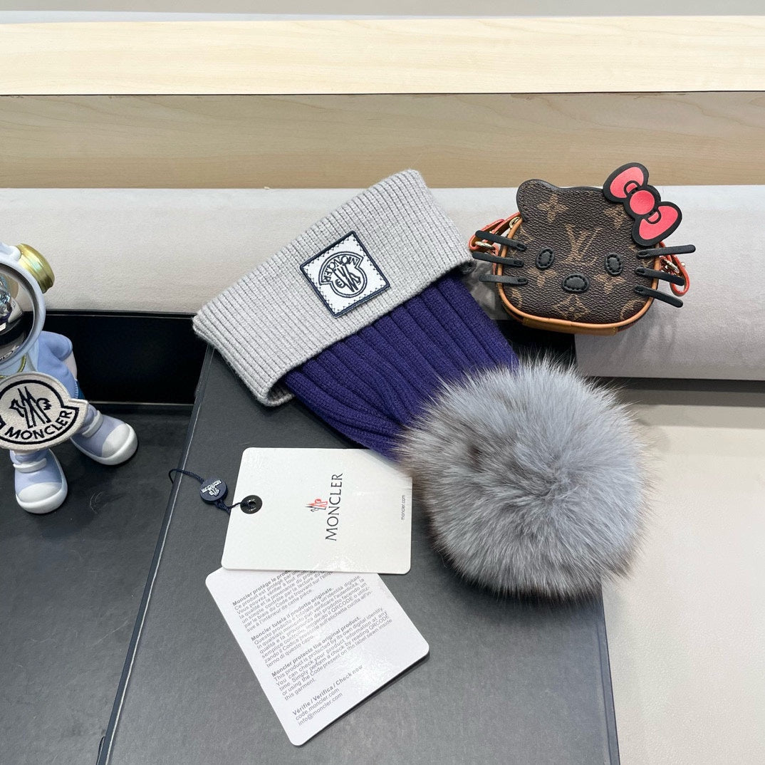 Moncler Cashmere Beanie - image 7