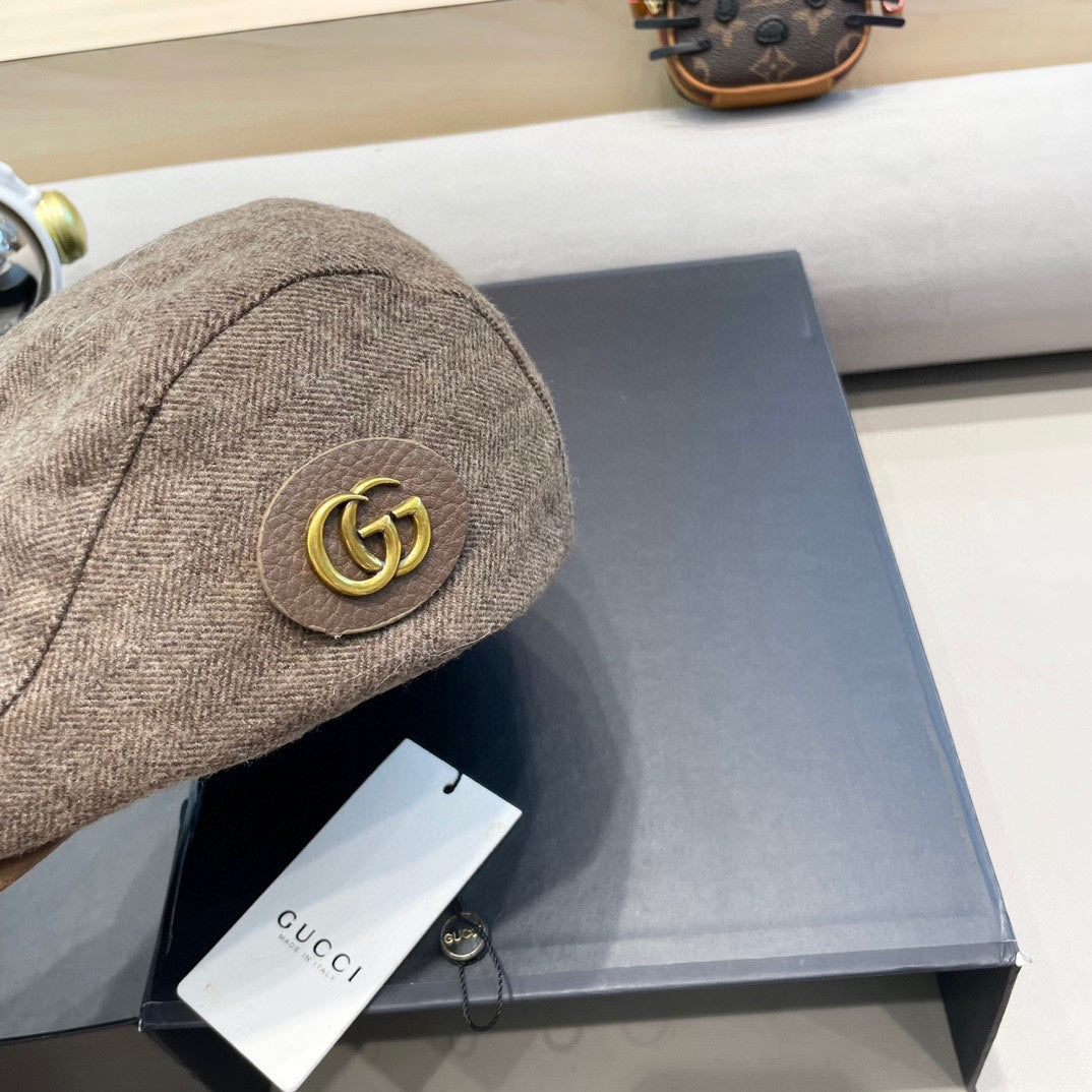 Gucci Cashmere Beret - image 4